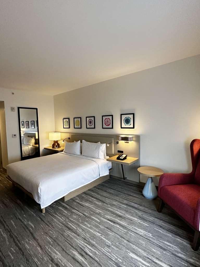 Hilton Garden Miami Airport West Doral