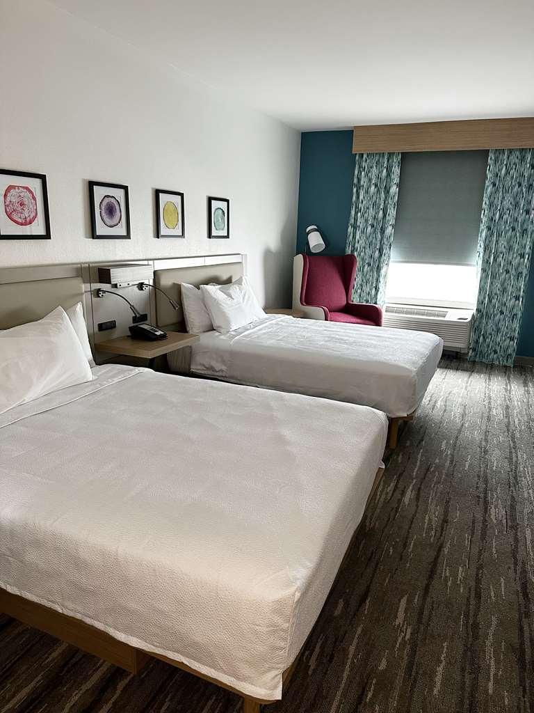 Hilton Garden Miami Airport West