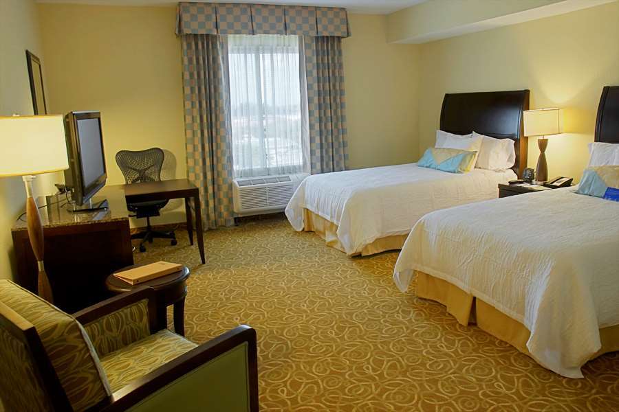 Hilton Garden Miami Airport West 3*